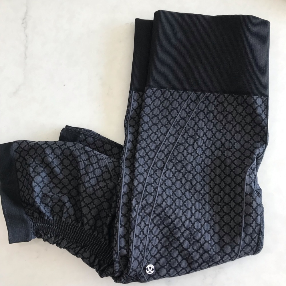 Lululemon In The Flow II